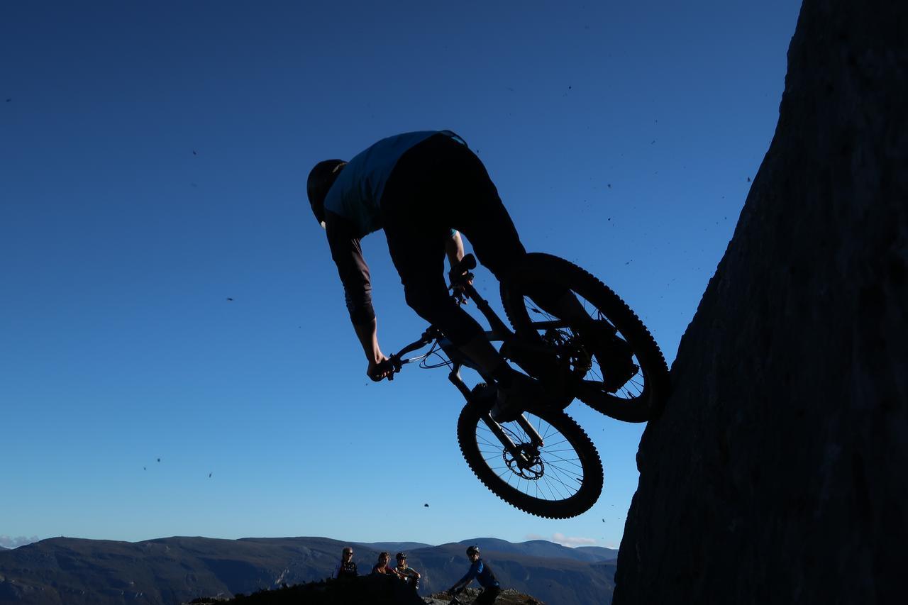 Magic Mountain - Lyngen Hytte