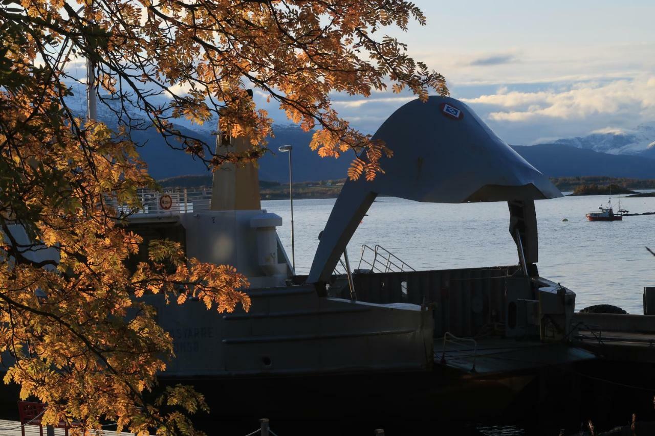 Magic Mountain - Lyngen * Lyngseidet